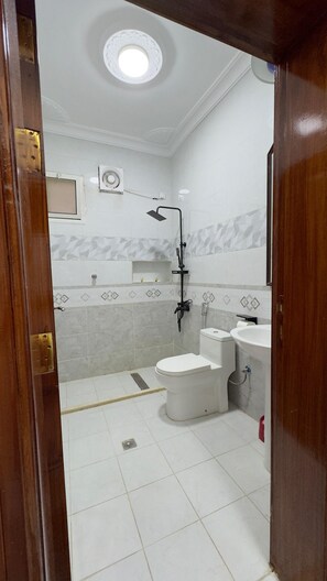 Luxury Suite | Bathroom