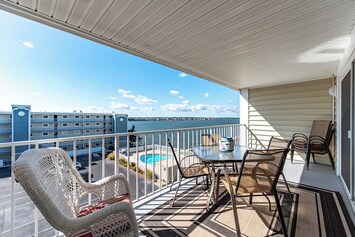 Ocean City Vacation Rental | 2BR | 2BA | Step-Free Access | 931 Sq Ft