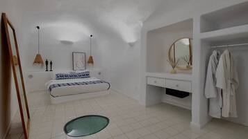 1 bedroom, in-room safe, iron/ironing board, free WiFi