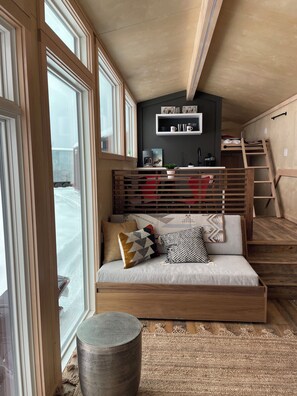 Panoramic Cabin | Bed sheets