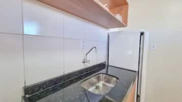 Classic Studio | Private kitchen | Blender, cookware/dishes/utensils