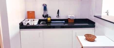Panoramic Studio | Private kitchen | Blender, cookware/dishes/utensils