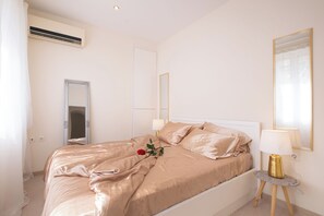 1 bedroom, desk, iron/ironing board, free WiFi