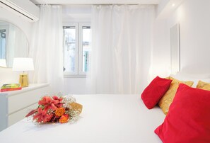 1 habitación, escritorio, tabla de planchar con plancha y wifi gratis 