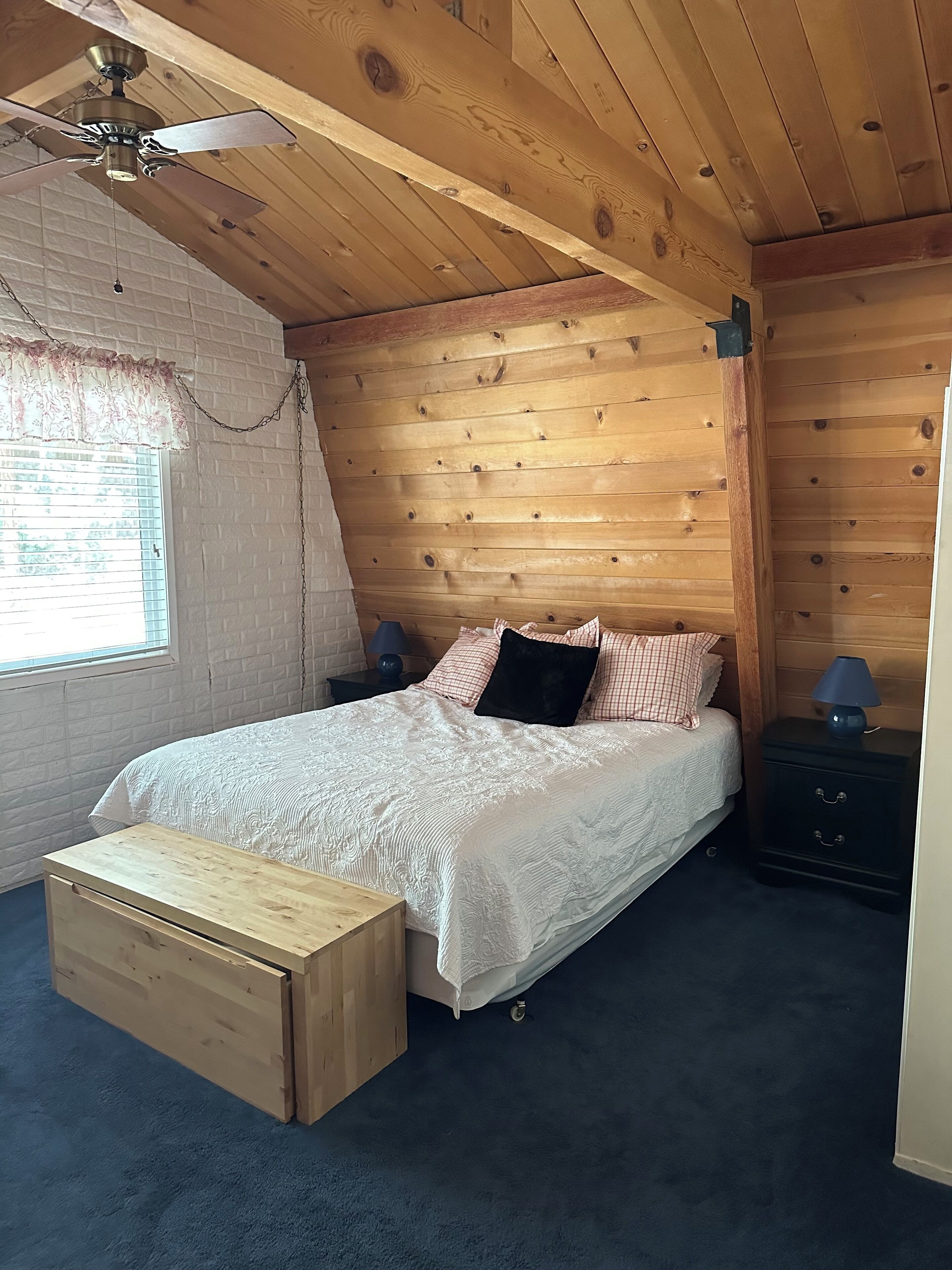 2 bedrooms, in-room safe, iron/ironing board, travel cot