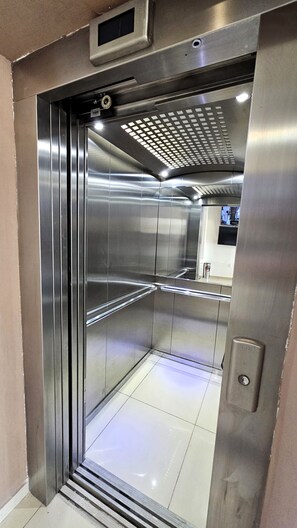 Elevator