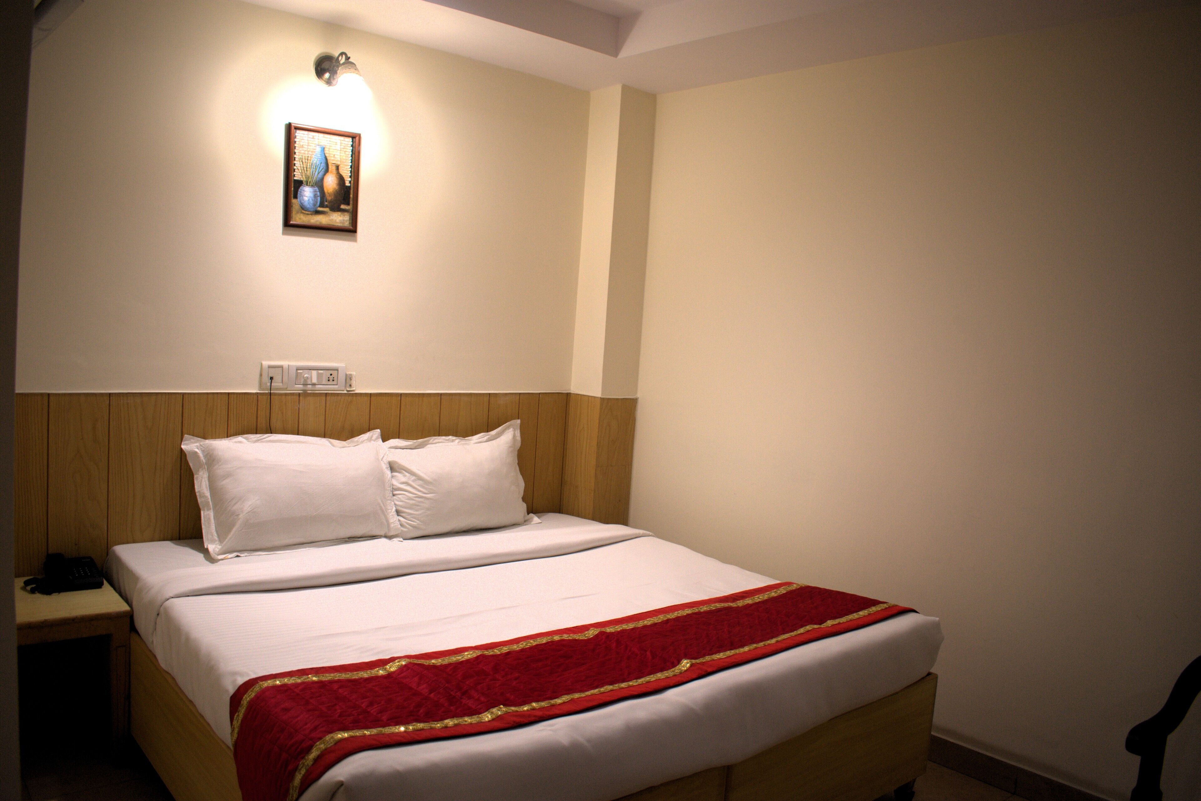 Premium bedding, down duvets, Select Comfort beds, free minibar items