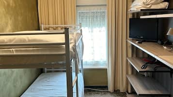 1 chambre, bureau, Wi-Fi gratuit, draps fournis