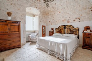 2 camere, culla da viaggio, Wi-Fi gratuito, lenzuola