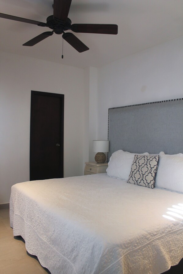 10 間睡房、熨斗/熨衫板、免費 Wi-Fi、床單