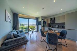 Family Suite | Living area - Gündoğan Suites (Bodrum)