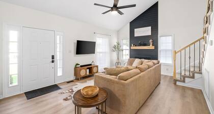 Stunning 5 Bed 2.5 Bath in the Heart of Clarksville