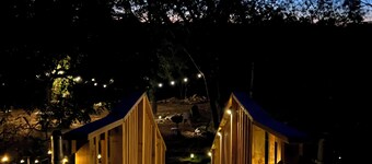 Peaceful Cabin on the Colorado River. Very close to Colorado Bend State Park