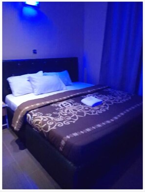 Classic Room | 1 bedroom, premium bedding, down comforters, free WiFi