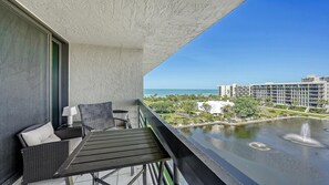 Property grounds - Partial Beach View 2 Bedroom Condo (Longboat Key)