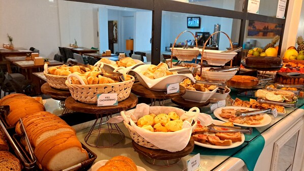 Petit déjeuner buffet compris tous les jours