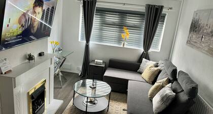 Cosy 1 bed flat located in a quite area in Wolverhampton.