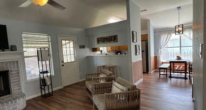 Beautiful Roanoke Home!