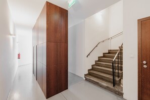 Interior - VIVA Serralves Patio (Porto)