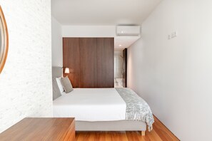 2 bedrooms, iron/ironing board, Internet, bed sheets - VIVA Serralves Patio (Porto)