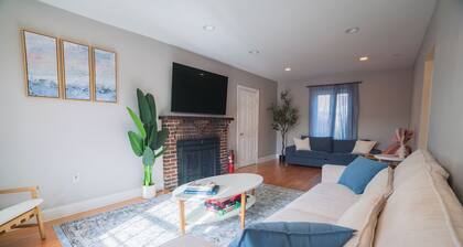 Tufts 4BD/2BA - 5.MIN to Harvard&Boston / Free Parking / Walk to Subway