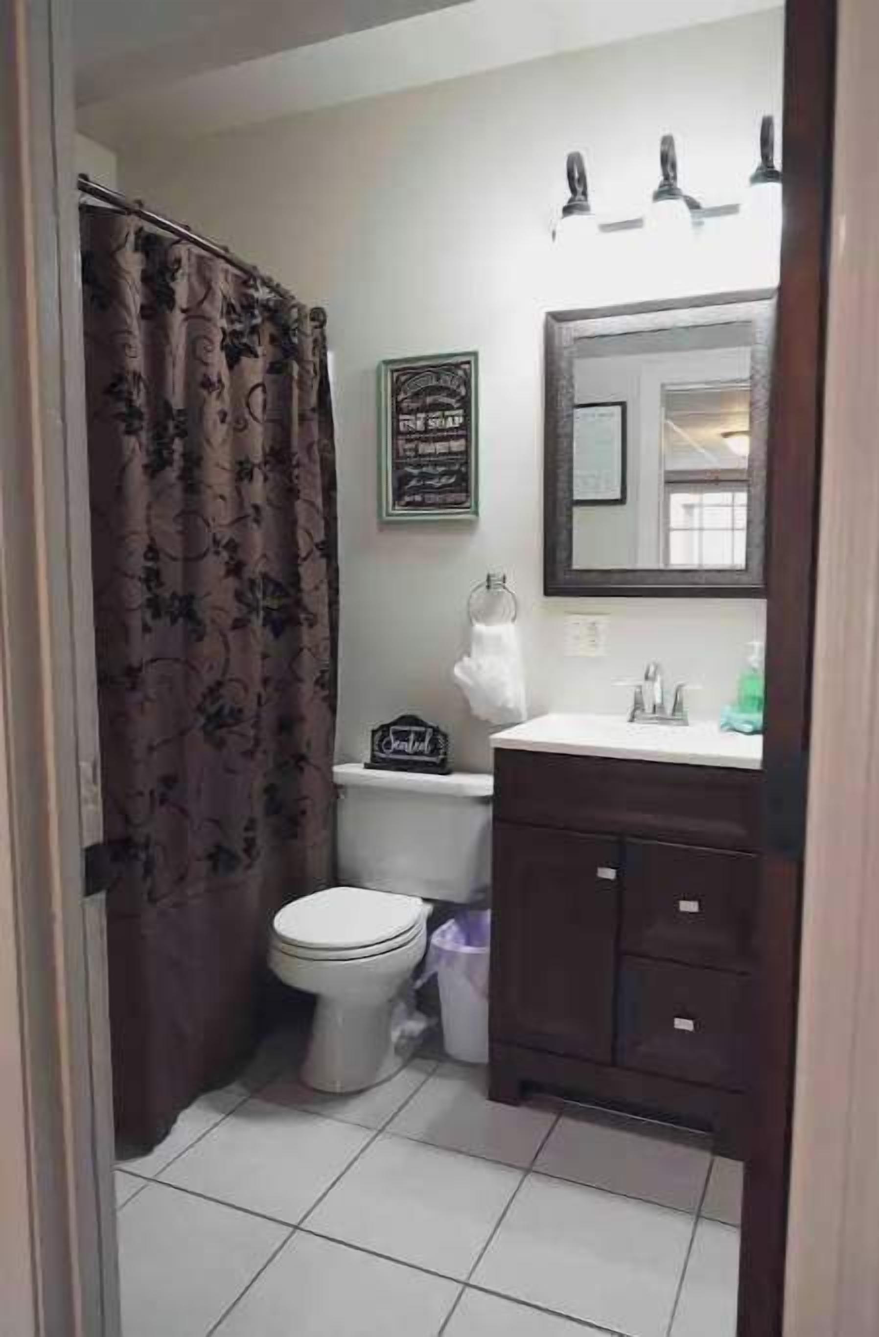 Wallenpaupack Suite at Patriot House of Hawley Pa