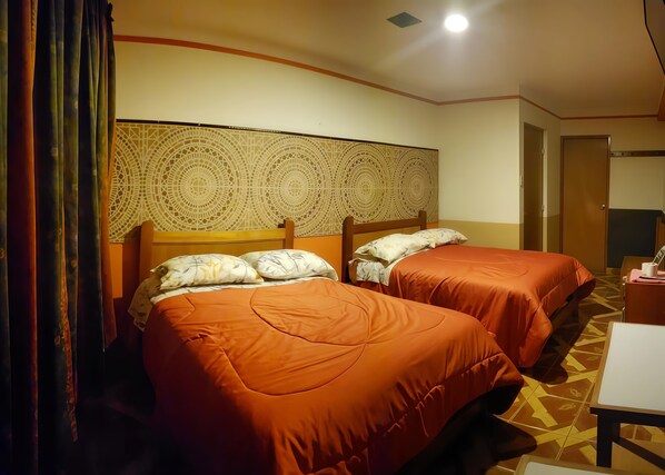 Doppia Deluxe | Una scrivania, Wi-Fi gratuito, lenzuola, accesso in sedia a rotelle