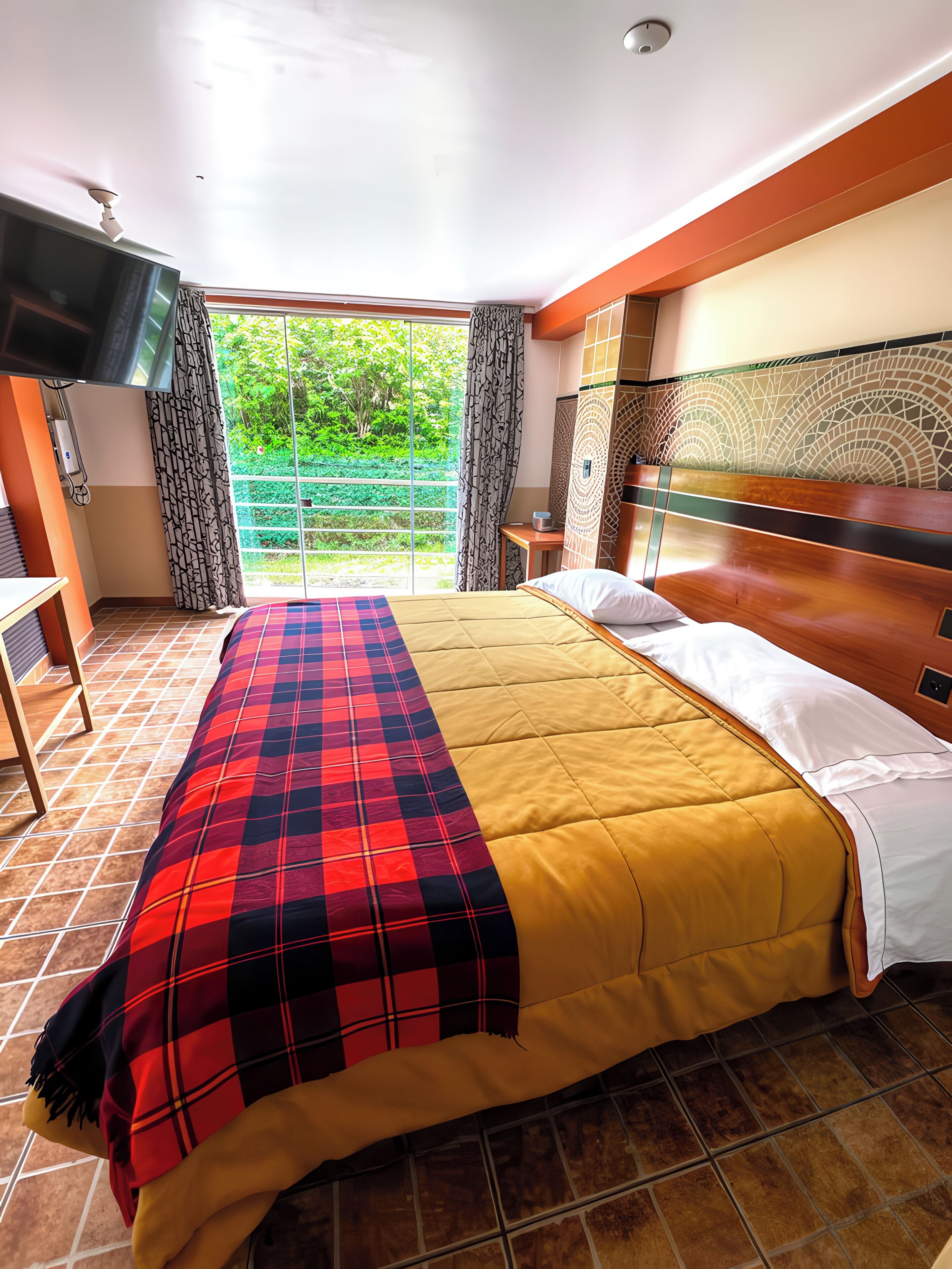 Premium Single Room, River View | Desk, free WiFi, bed sheets, wheelchair access