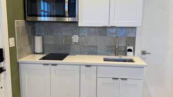 冰箱、微波炉、炉灶、茶具/咖啡用具