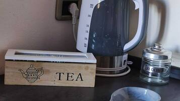 Kaffee und/oder Kaffeemaschine