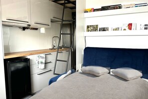 WiFi, bed sheets - SE078- Senigallia, new sea front studio at the ''Pyramids'' (Senigallia)