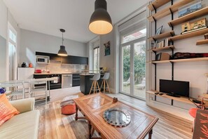 Interior - Le Garden City - Bel appartement avec jardin privé (Villeurbanne)