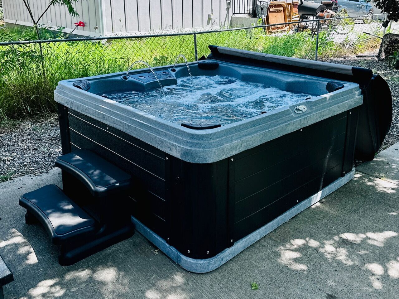 مغطس سبا خارجي