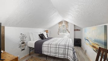 3 Schlafzimmer, Schreibtisch, Bügeleisen/Bügelbrett, Reisekinderbett