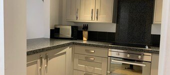 The Frome Cottage; A rural retreat on the outskirts of Frome, near Longleat Safari Park and Bath!