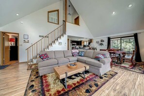 Unclassified image, 4 of 51, button