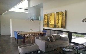 Interior - Comfortable, modern, easy and quiet (Mendiolaza)