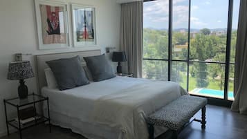 6 dormitorios, tabla de planchar con plancha, wifi y ropa de cama