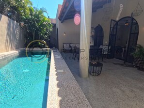 Pool - Beautiful house steps from the beach (Corral del Risco)