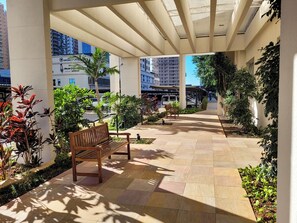 Terrace/patio - Apartamento Espaçoso e Completo Para Família no Aquárius (Jardim Alvorada São José dos Campos)