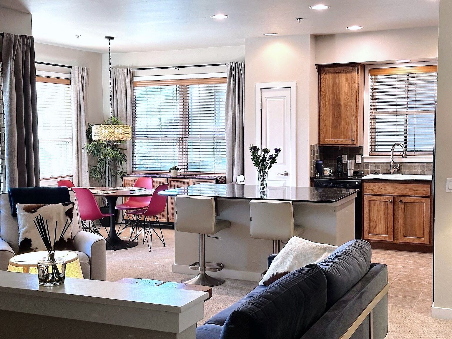 Mountain Views At The Monterro ~ Luxury and Convenience 