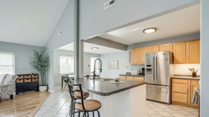 Unclassified image, 3 of 31, button - Benton Harbor Home w/ Fire Pit - 2 Mi to Beach! (Benton Harbor)
