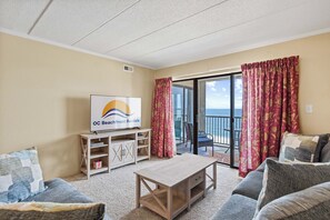 TV - ⭐️Sandpiper Dunes 1009 Epic Direct Ocean Front Pool⭐️ (Ocean City)