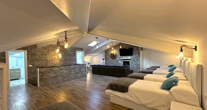 Casa rural "LA CAPRICHOSA DE ALCOR". 4 estrellas en la falda de Montes Obarenes