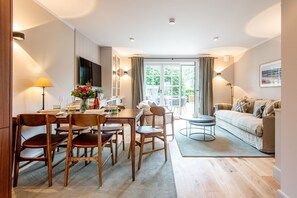 Uklassifisert bilde, 2 av 50, knapp