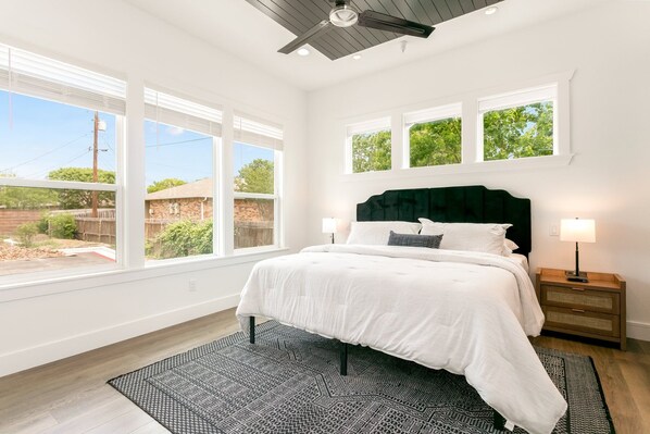 2 bedrooms, iron/ironing board, free WiFi, bed sheets