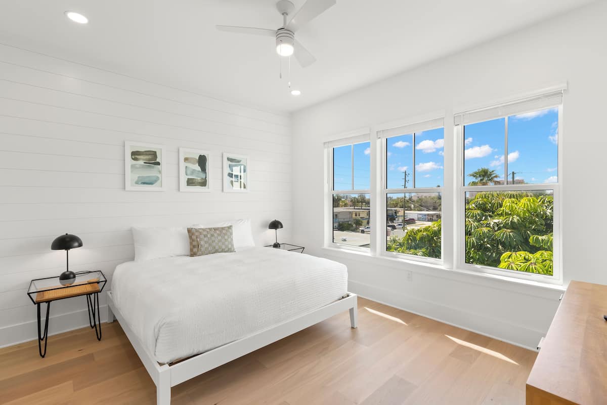 Onyx House at The Gemma | 6 bedrooms, premium bedding, memory-foam beds, individually decorated