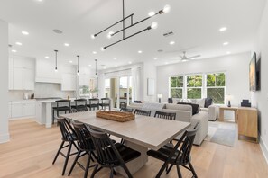 Onyx House at The Gemma | Dining room - The Gemma by Brightwild (Clearwater Beach)
