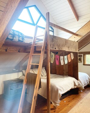 4 bedrooms, WiFi, bed sheets