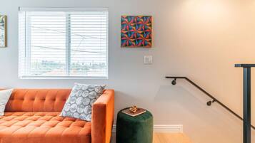 Smart TV, books, offices